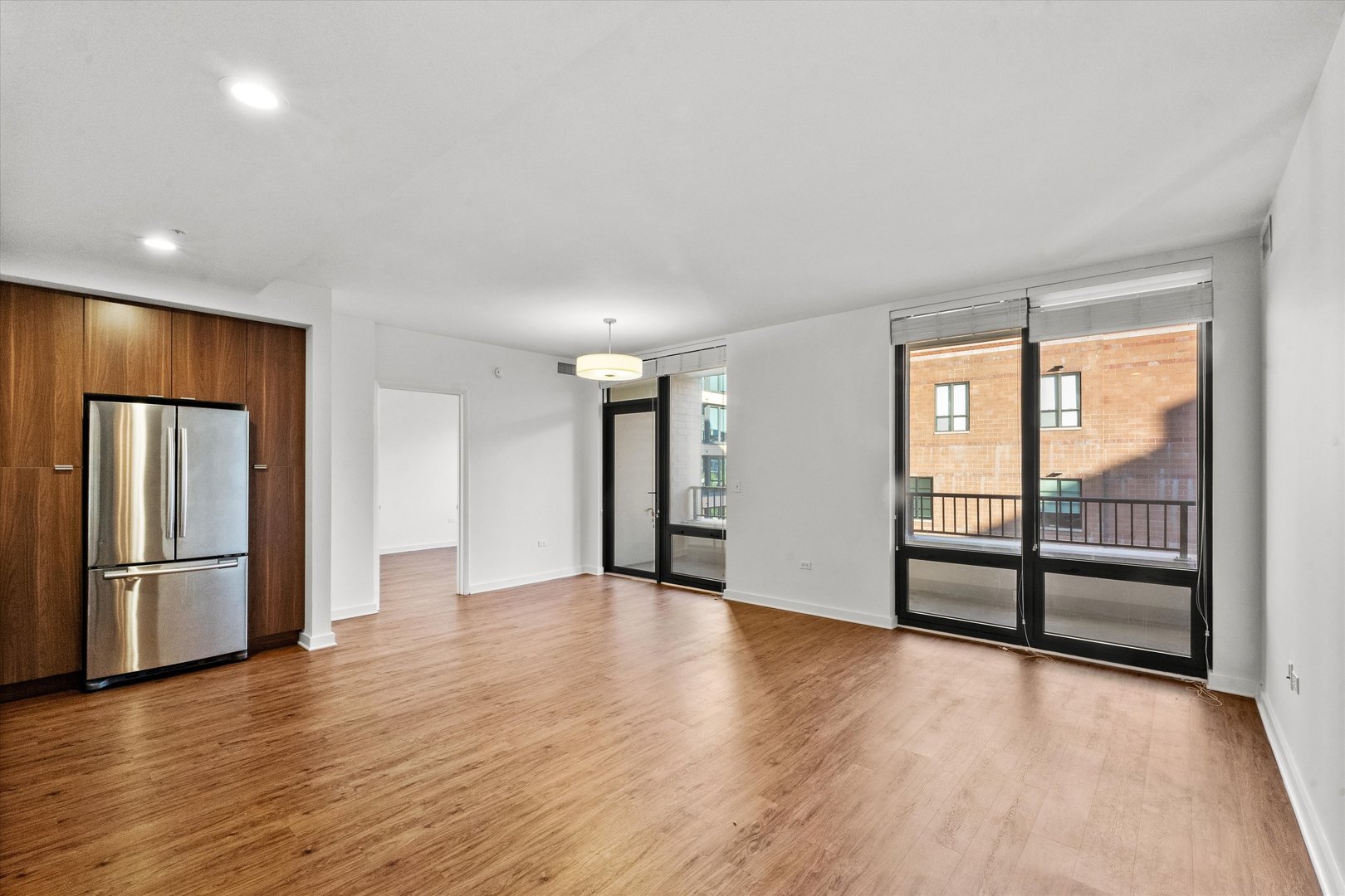 707 N Wells Street 703 Property Photo 3