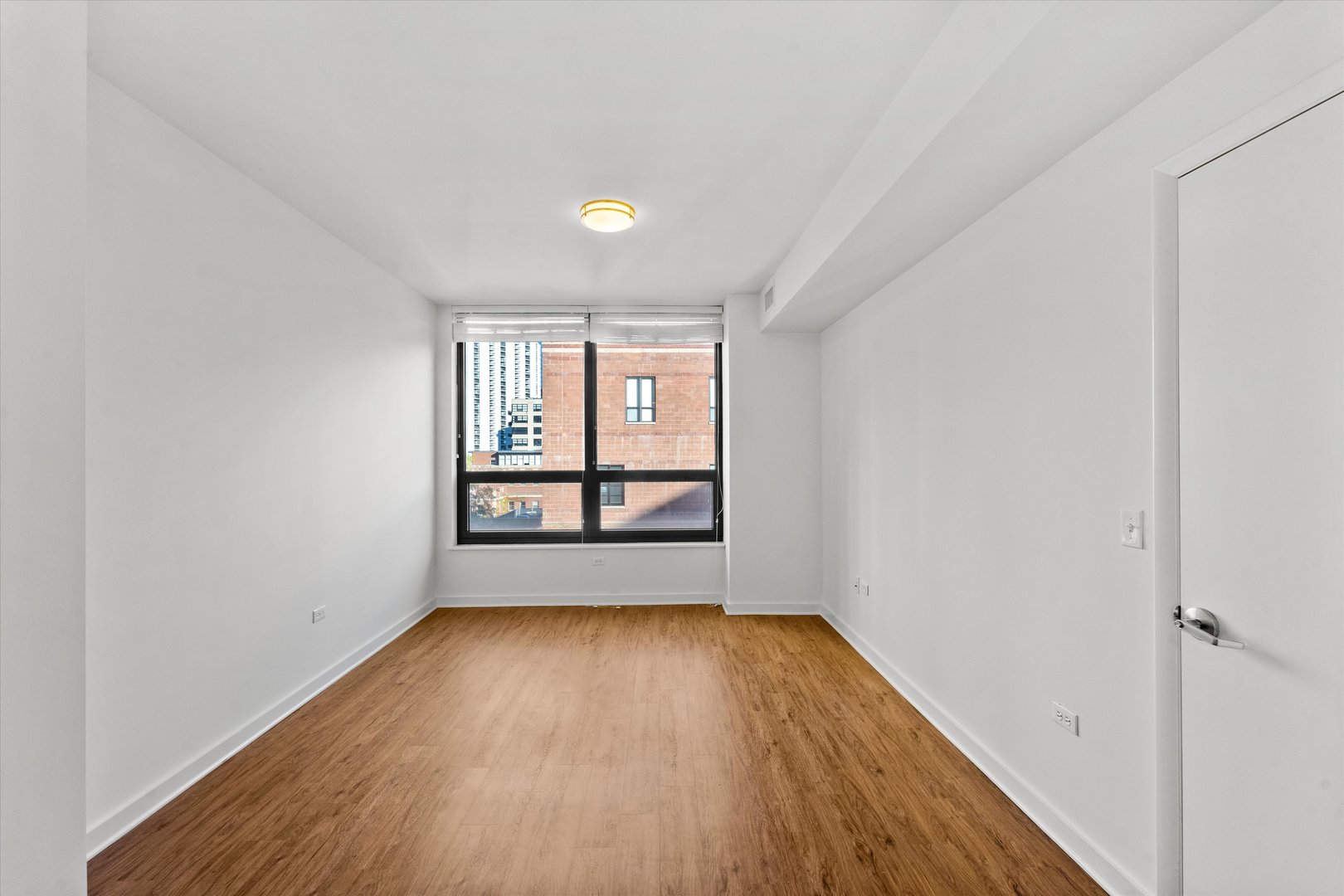 707 N Wells Street 703 Property Photo 9