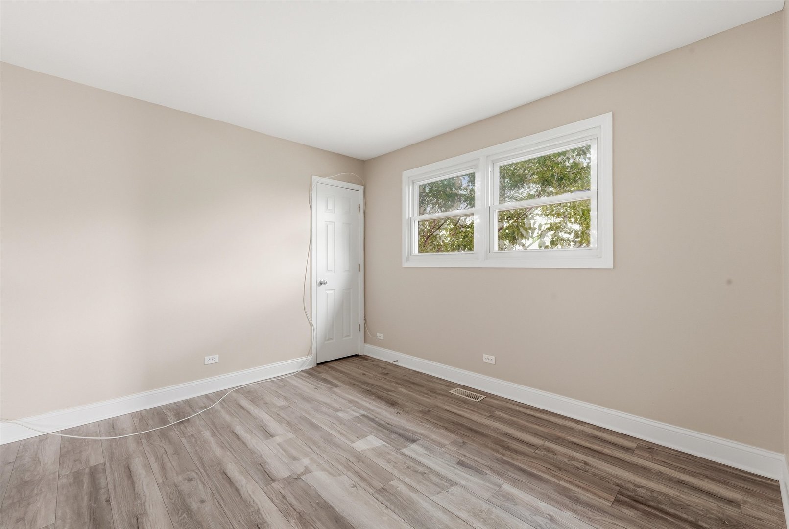 18045 Birch Avenue Property Photo 8