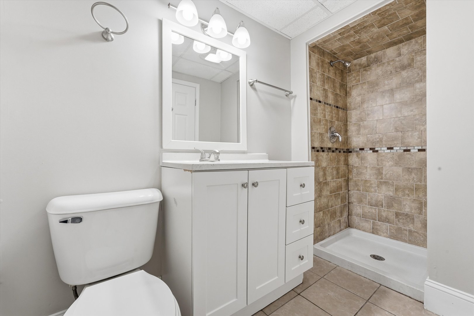 18045 Birch Avenue Property Photo 15