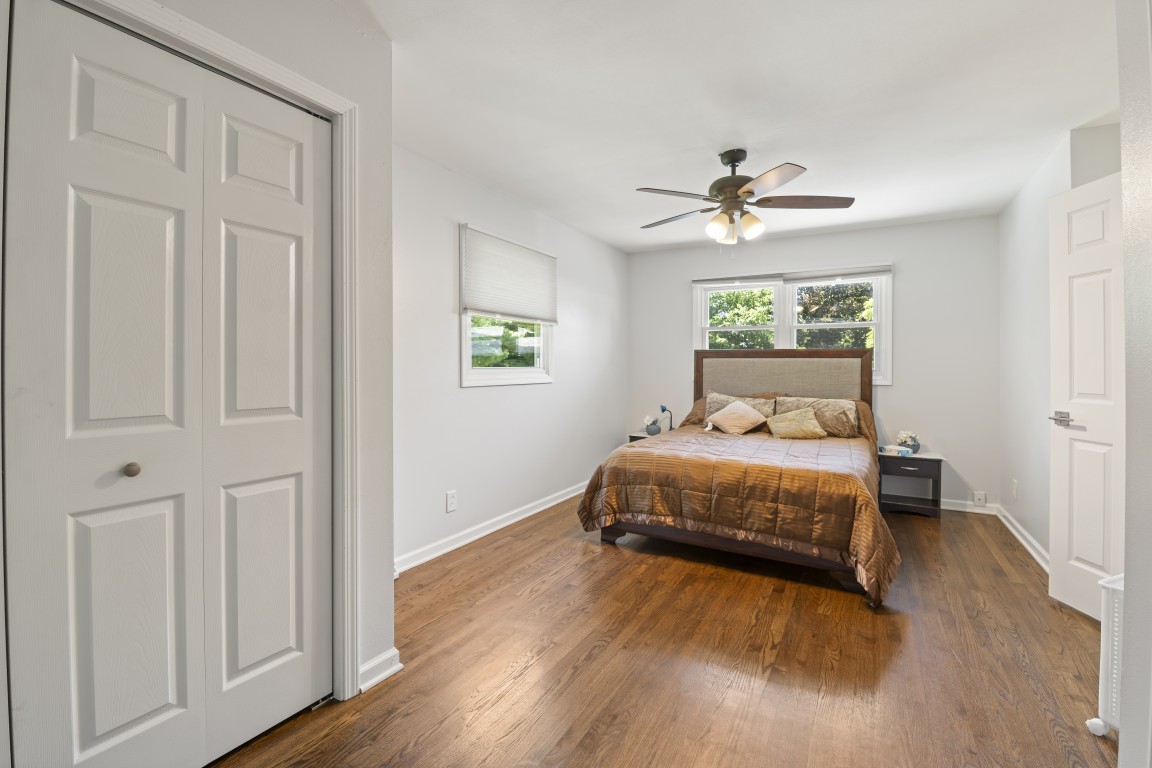12617 Ventura Boulevard Property Photo 13