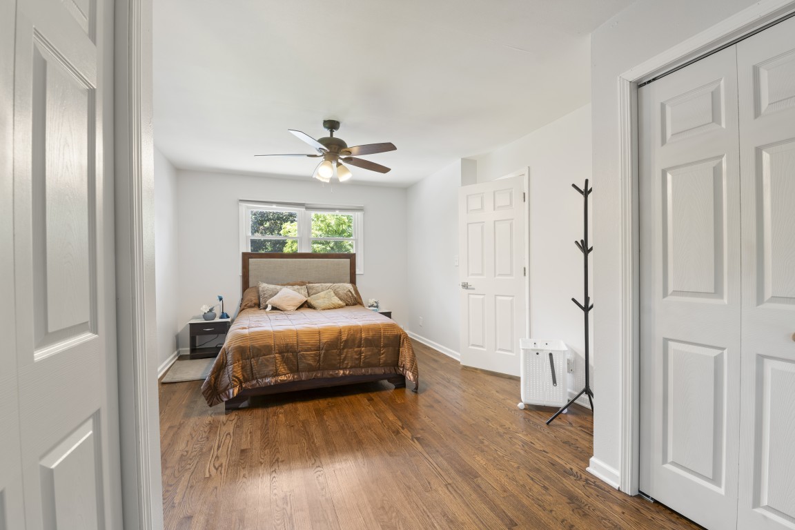12617 Ventura Boulevard Property Photo 15
