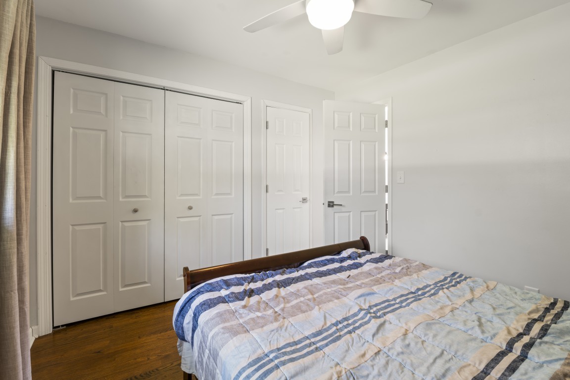 12617 Ventura Boulevard Property Photo 34