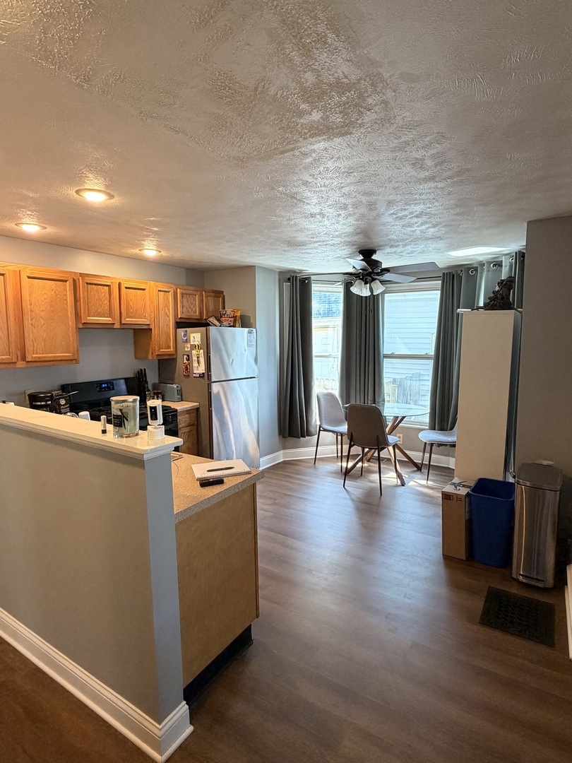 502 S Gridley Street Property Photo 4