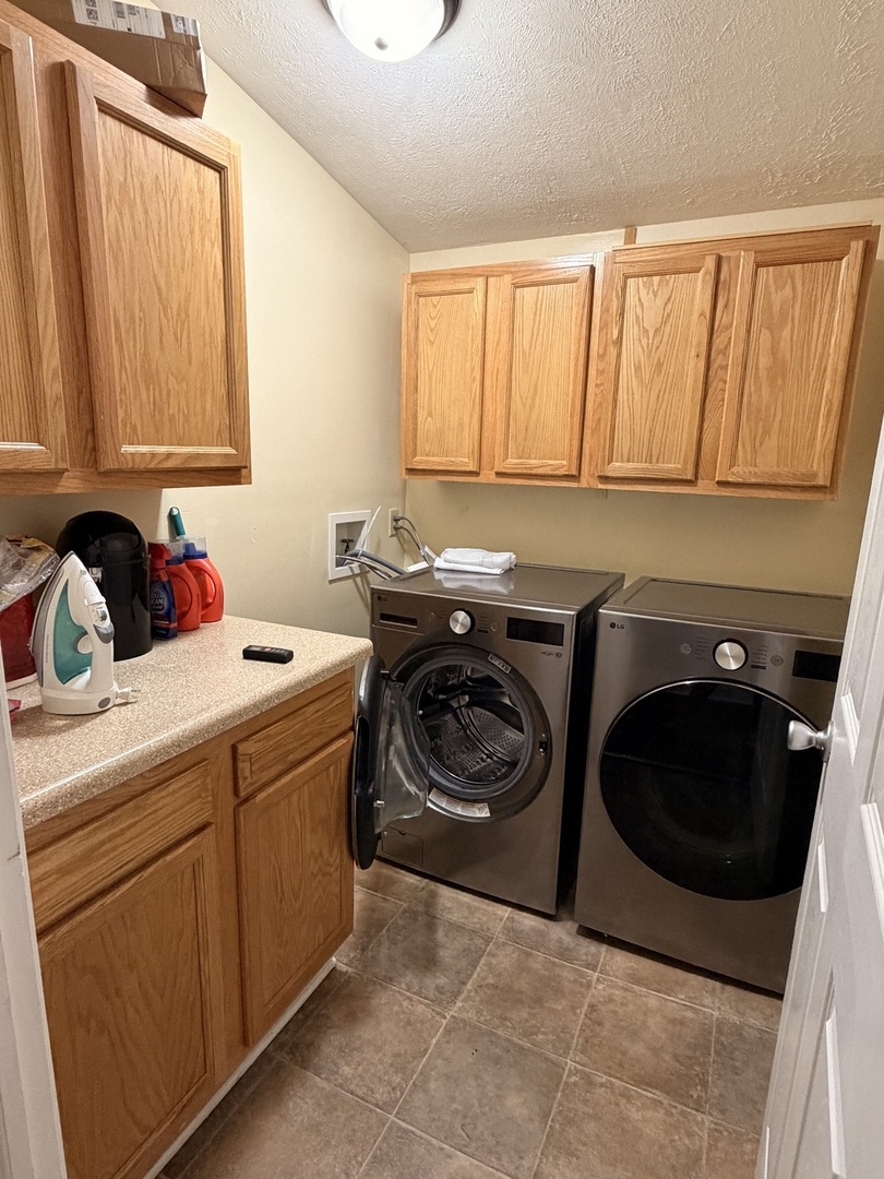 502 S Gridley Street Property Photo 8