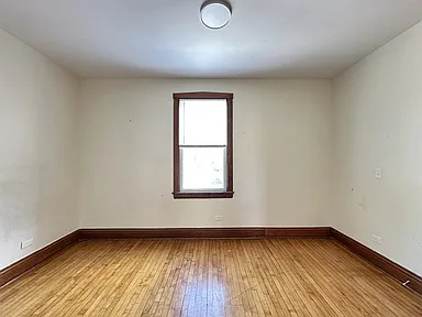 5433 S Millard Avenue Property Photo 9