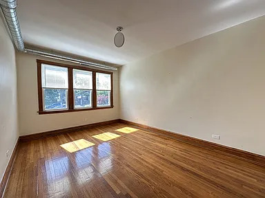 5433 S Millard Avenue Property Photo 10