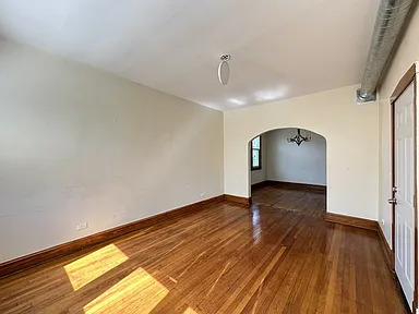 5433 S Millard Avenue Property Photo 12