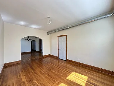 5433 S Millard Avenue Property Photo 13