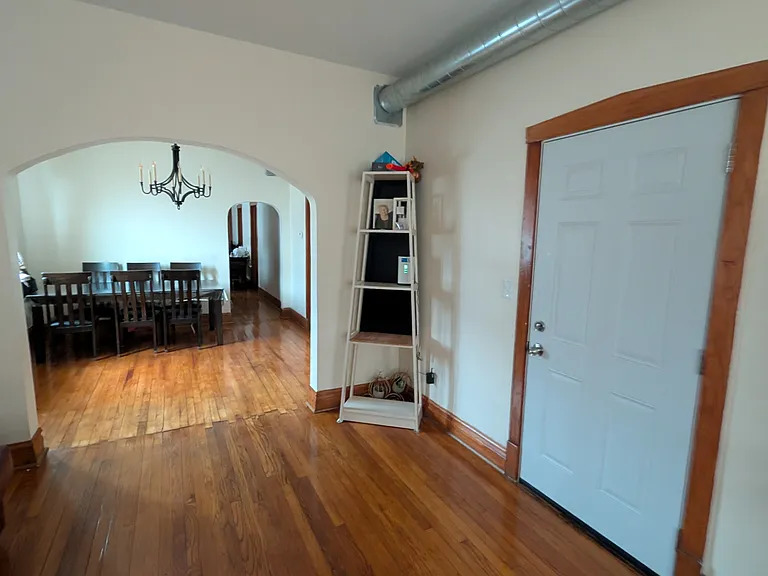 5433 S Millard Avenue Property Photo 27