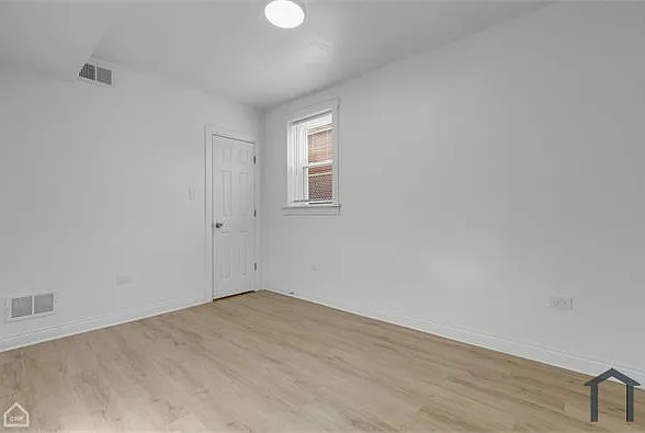 5433 S Millard Avenue Property Photo 29