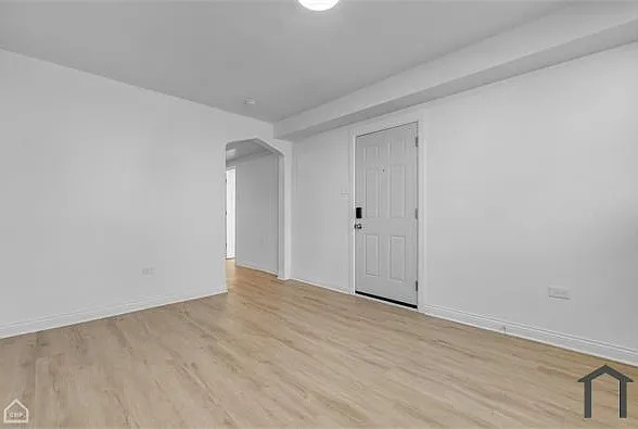 5433 S Millard Avenue Property Photo 35