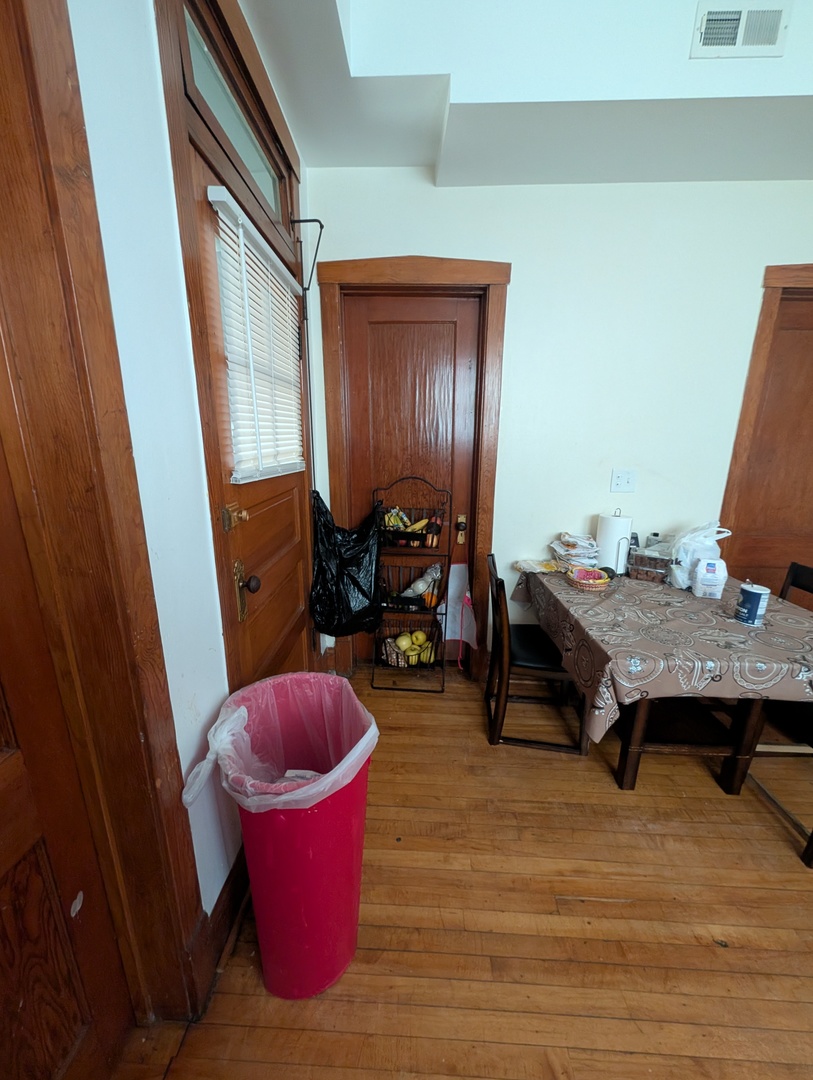 5433 S Millard Avenue Property Photo 61