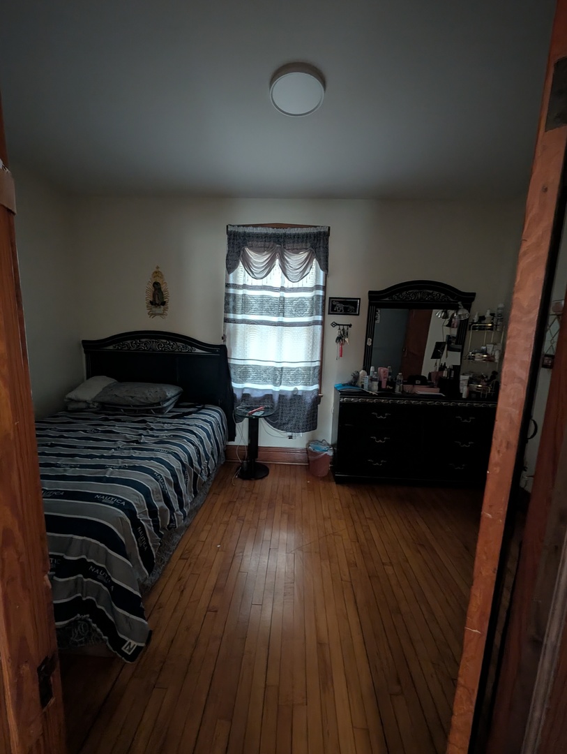 5433 S Millard Avenue Property Photo 82