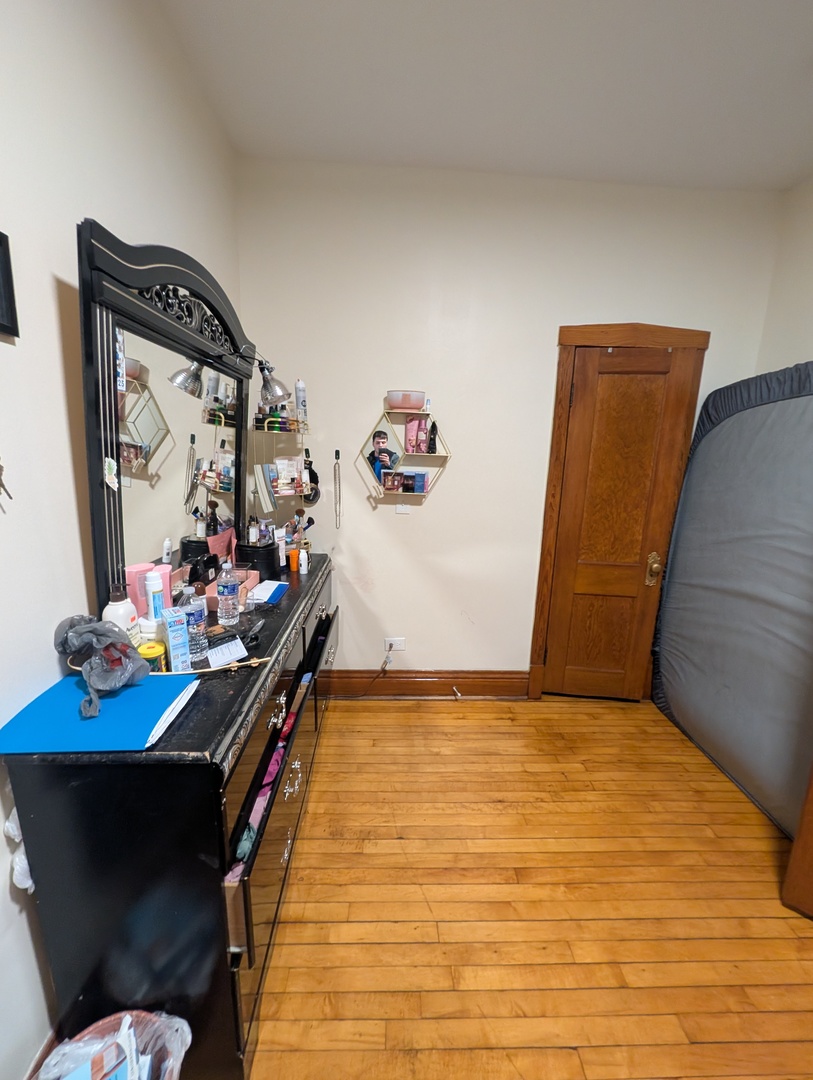 5433 S Millard Avenue Property Photo 87