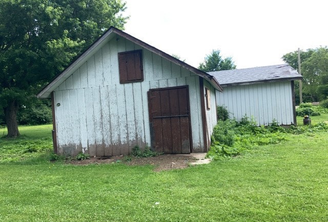12509 Farm School Road Property Photo 10