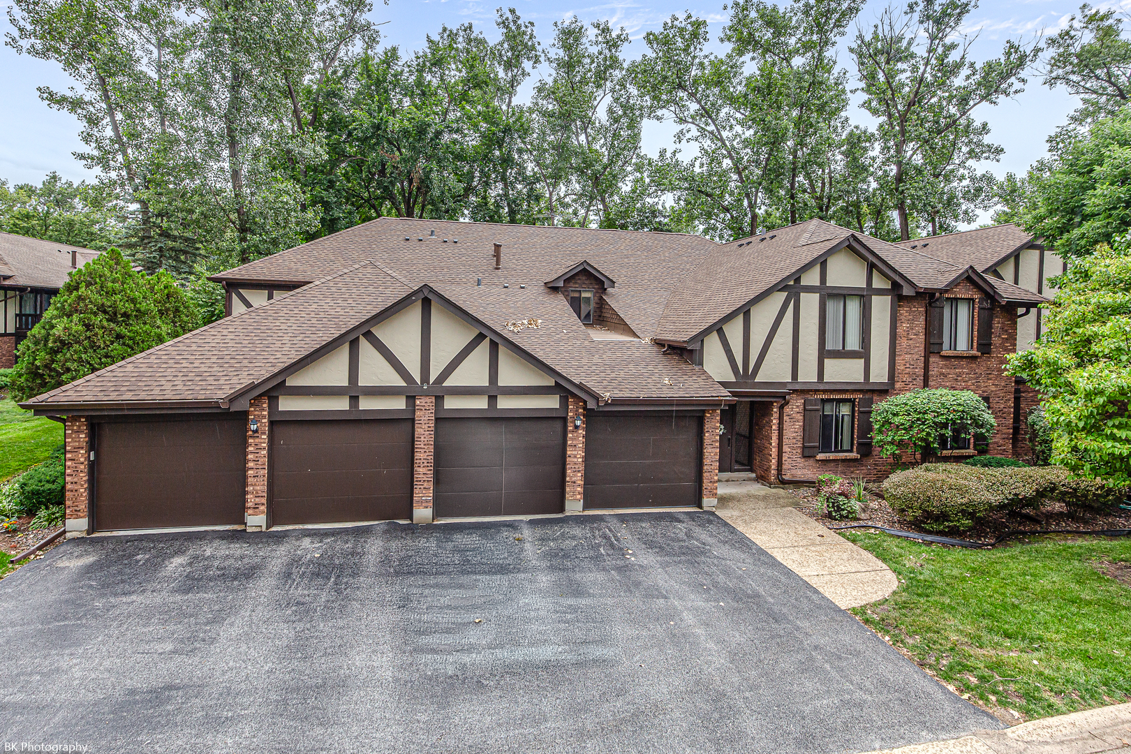 8127 Chestnut Drive 58c Property Photo 1
