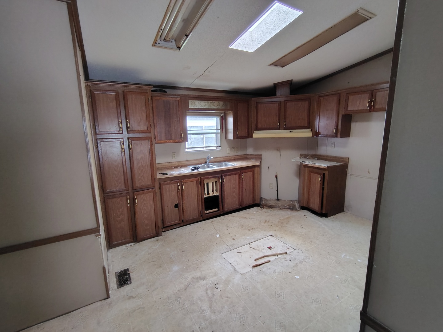 84 Berry Lane Property Photo 6