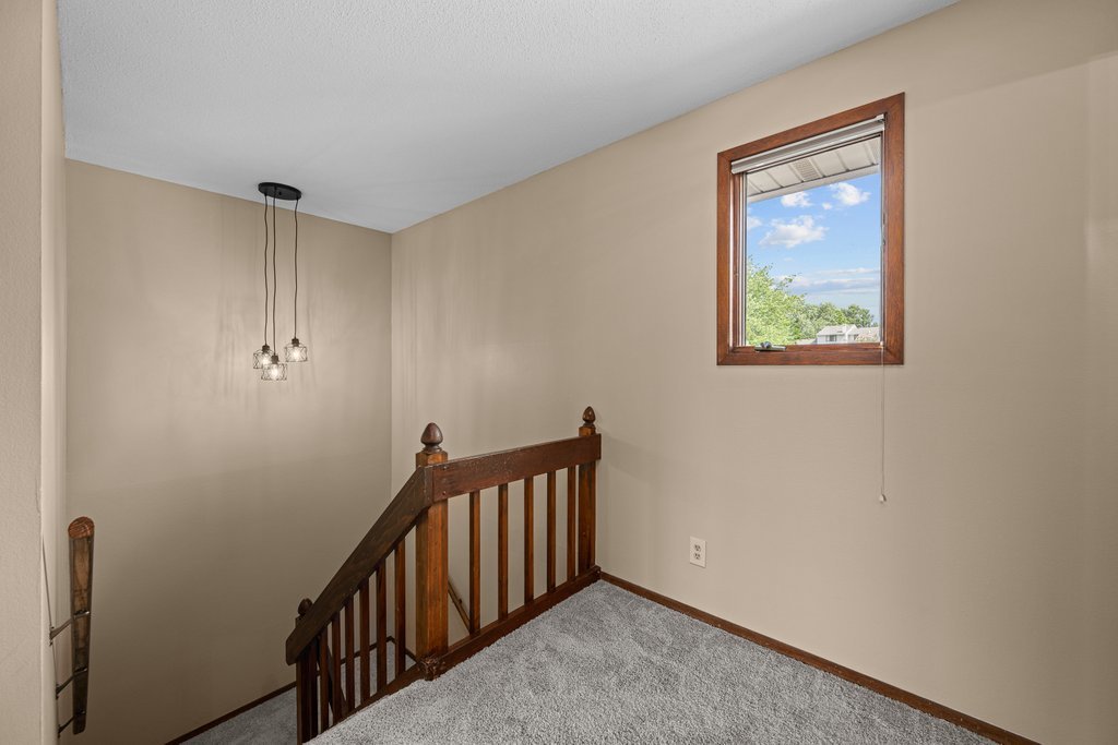 3283 Johnathan Avenue 3283 Property Photo 20