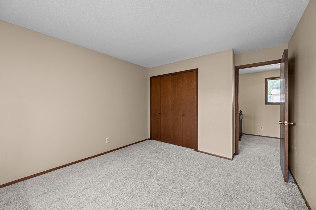 3283 Johnathan Avenue 3283 Property Photo 24