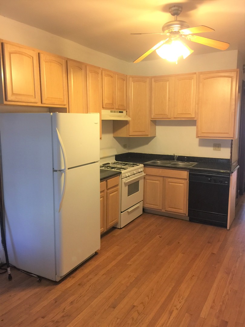 2337 N Bosworth Avenue 1 Property Photo 10