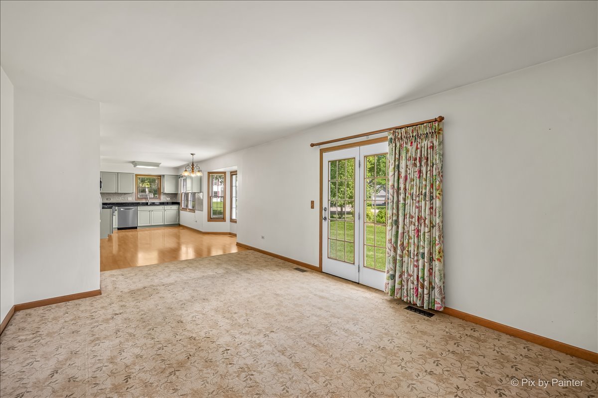 221 Foxmoor Road Property Photo 14