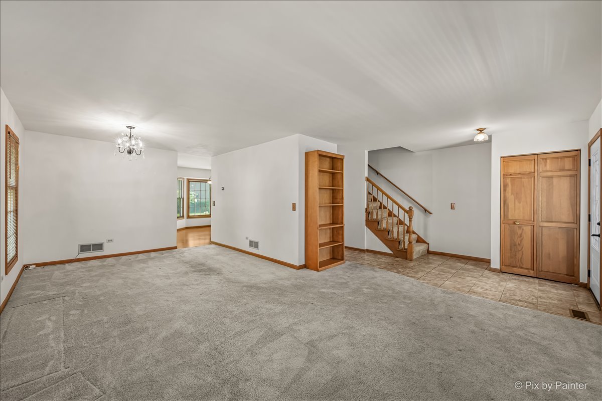 221 Foxmoor Road Property Photo 15