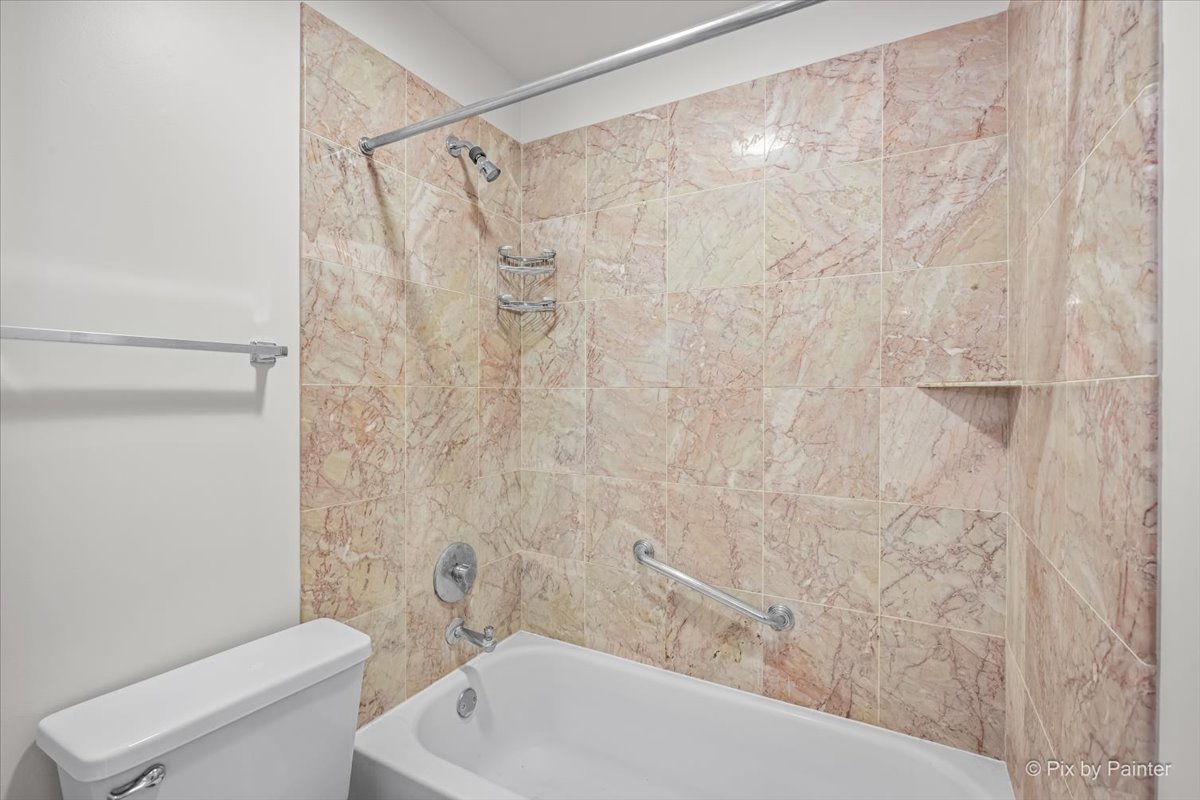 221 Foxmoor Road Property Photo 19