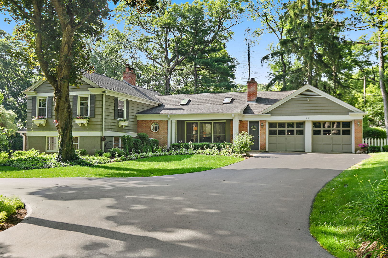 601 Brookside Road Property Photo 1