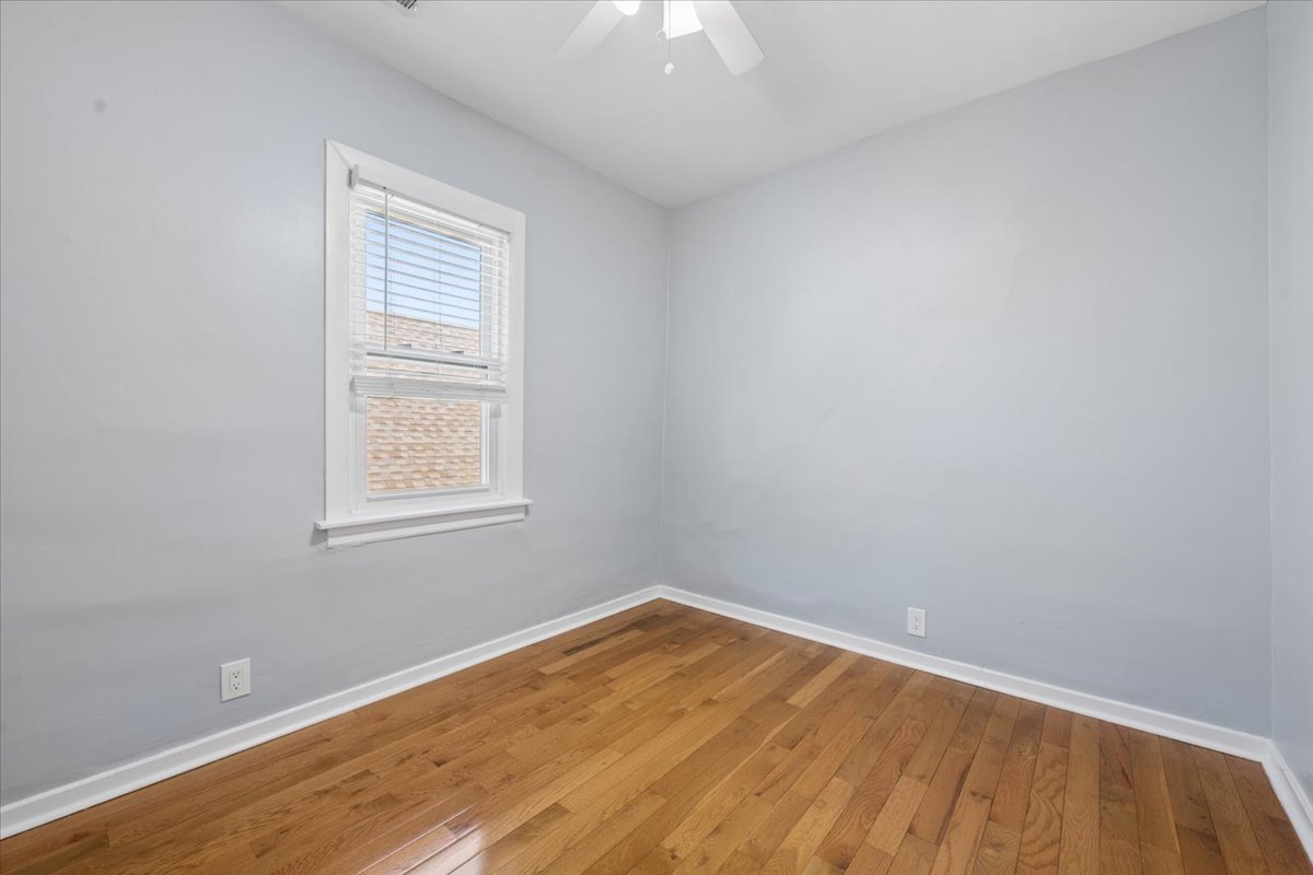4928 W Eddy Street 2 Property Photo 13