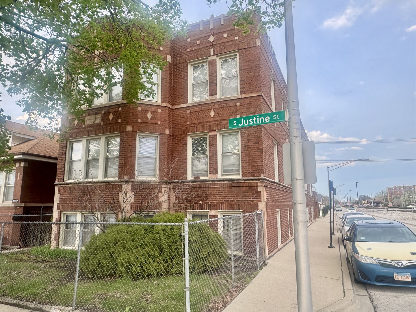 1526 W 89th Street Property Photo 1
