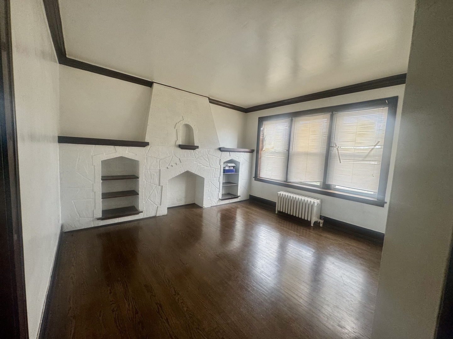 1526 W 89th Street Property Photo 9