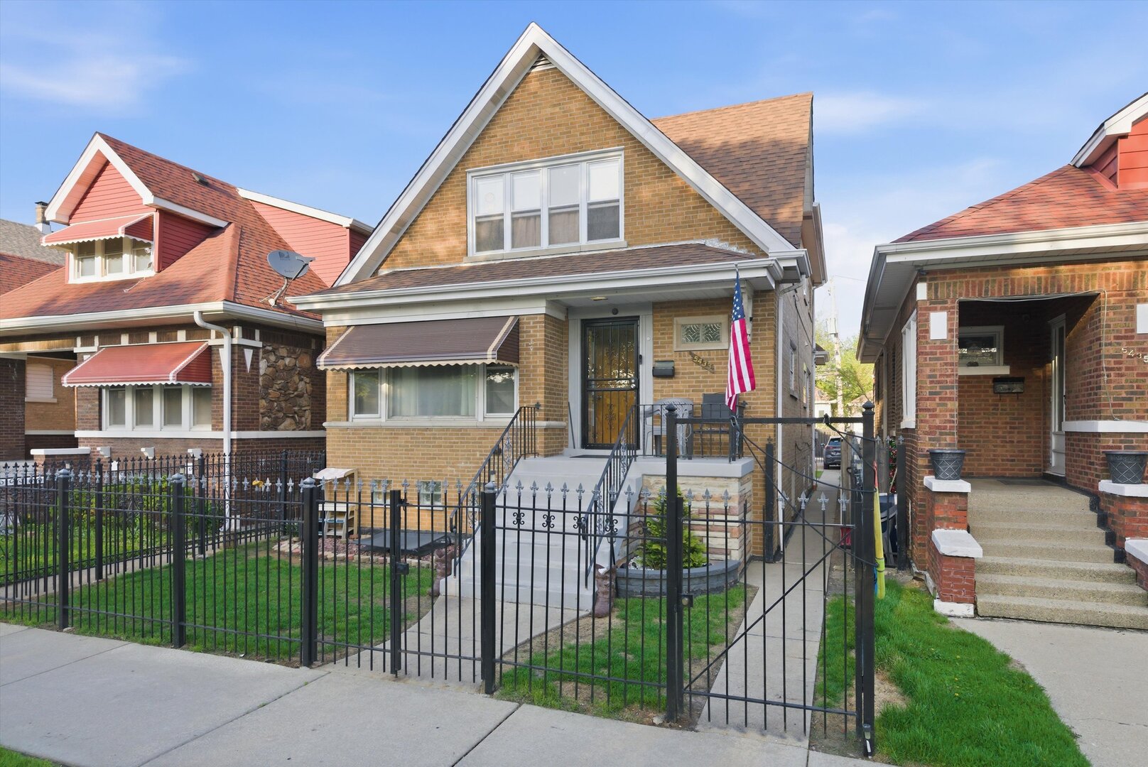 5433 S Homan Avenue Property Photo 2