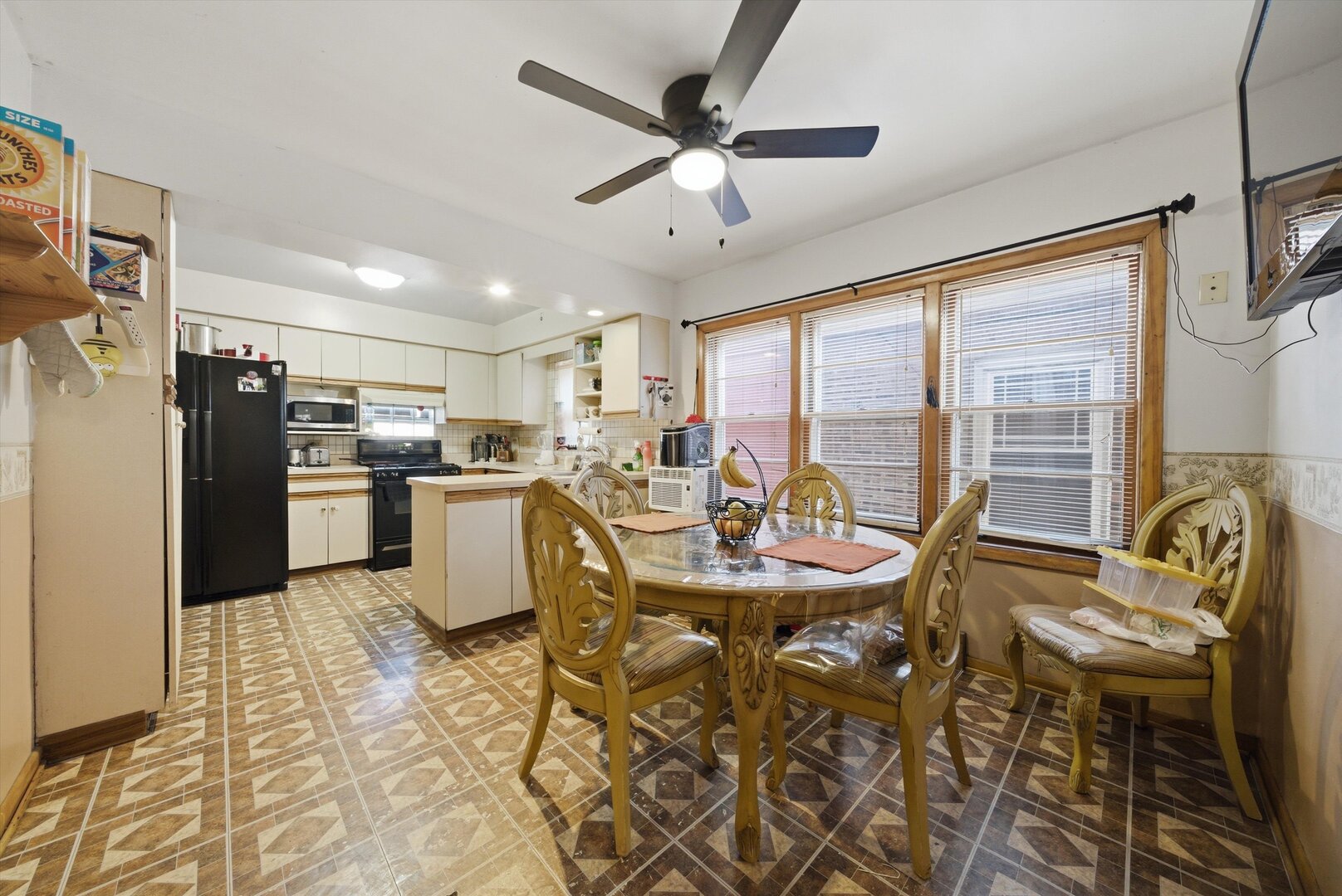 5433 S Homan Avenue Property Photo 10