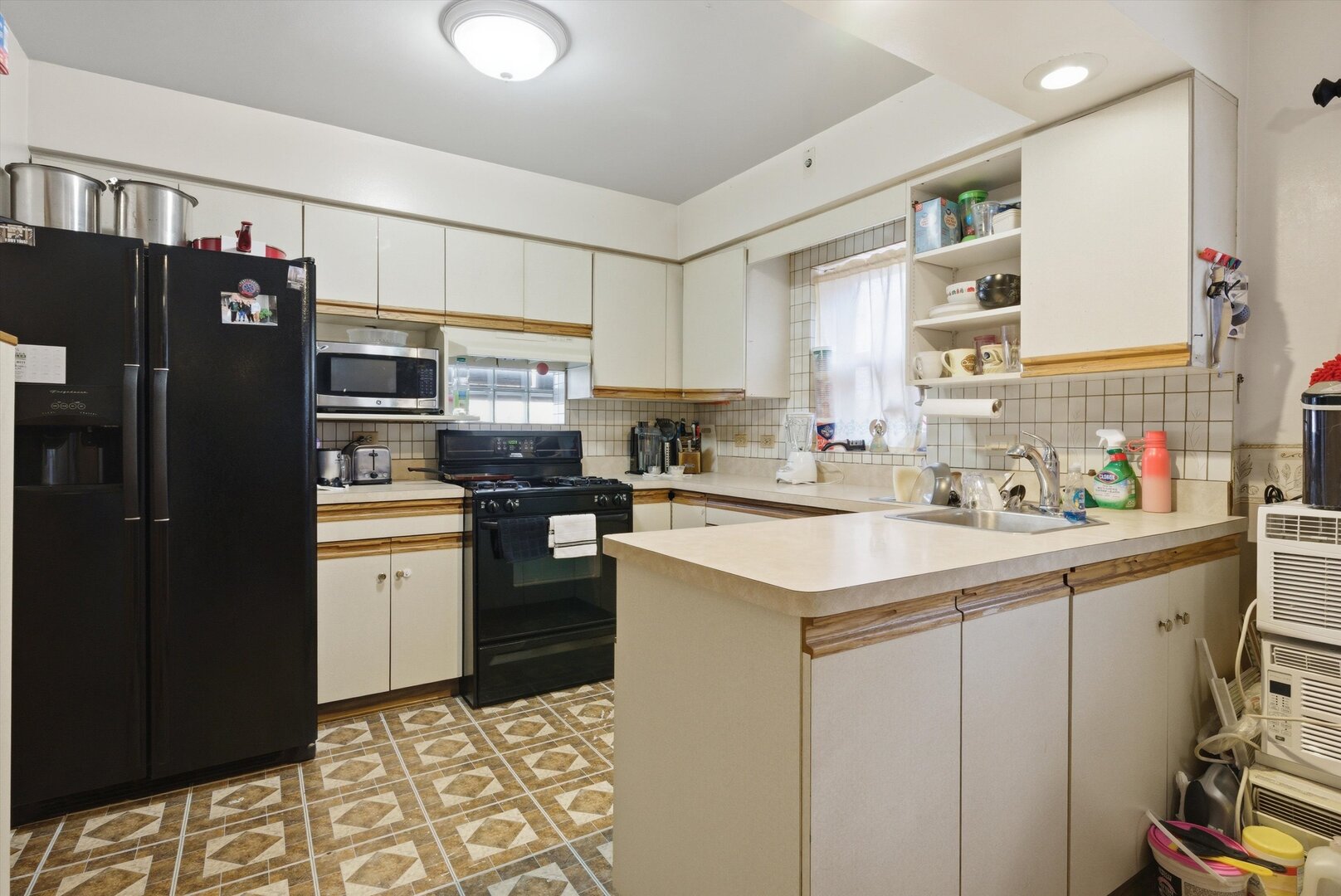 5433 S Homan Avenue Property Photo 11