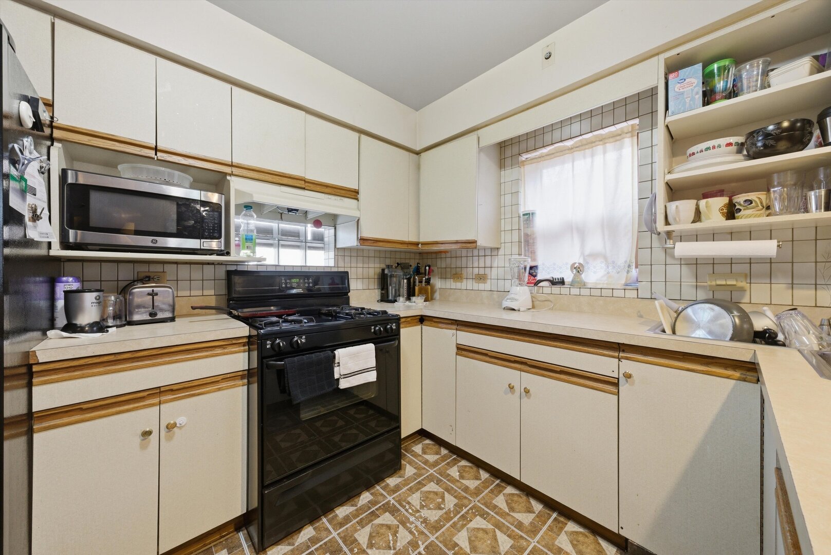 5433 S Homan Avenue Property Photo 12