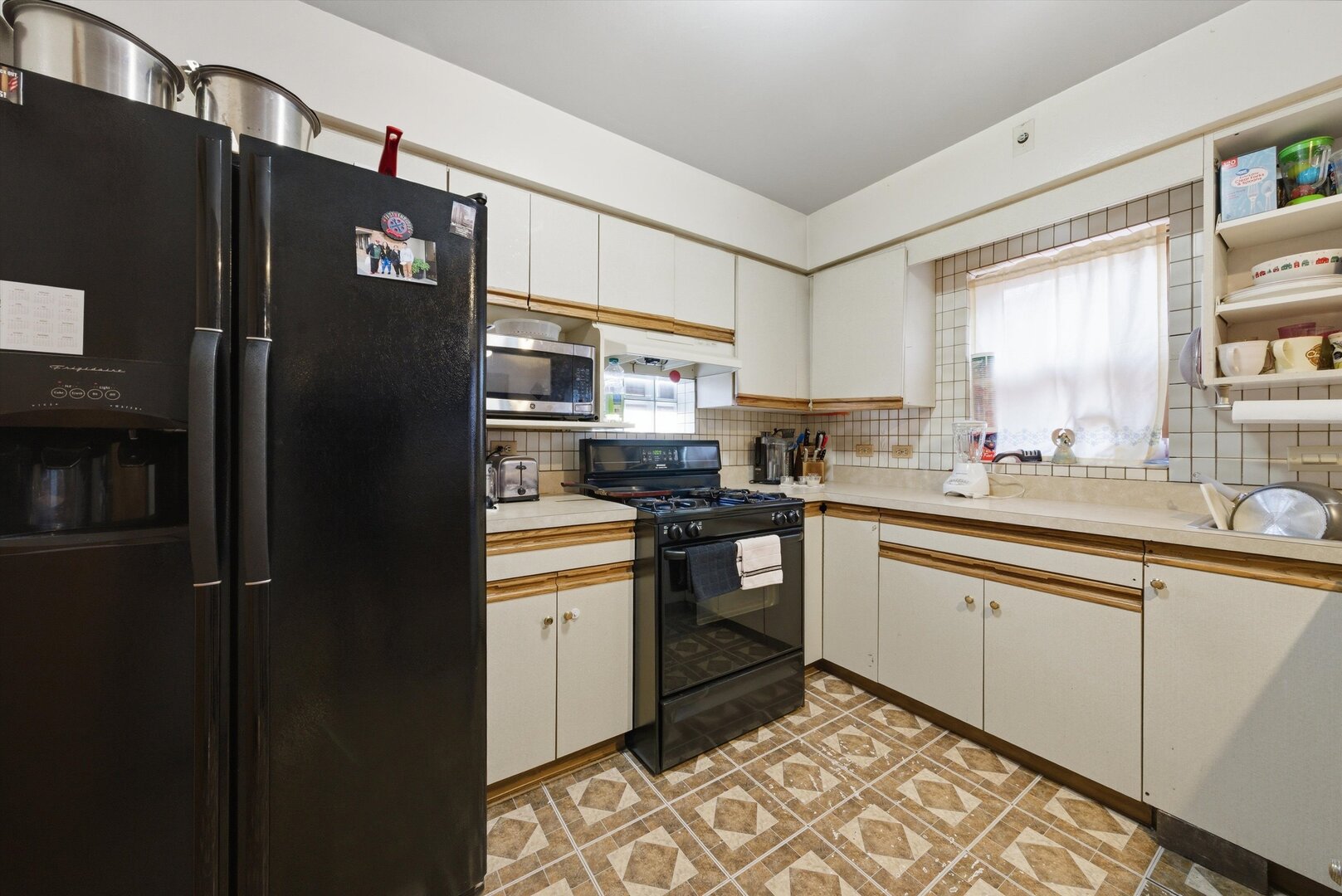 5433 S Homan Avenue Property Photo 13