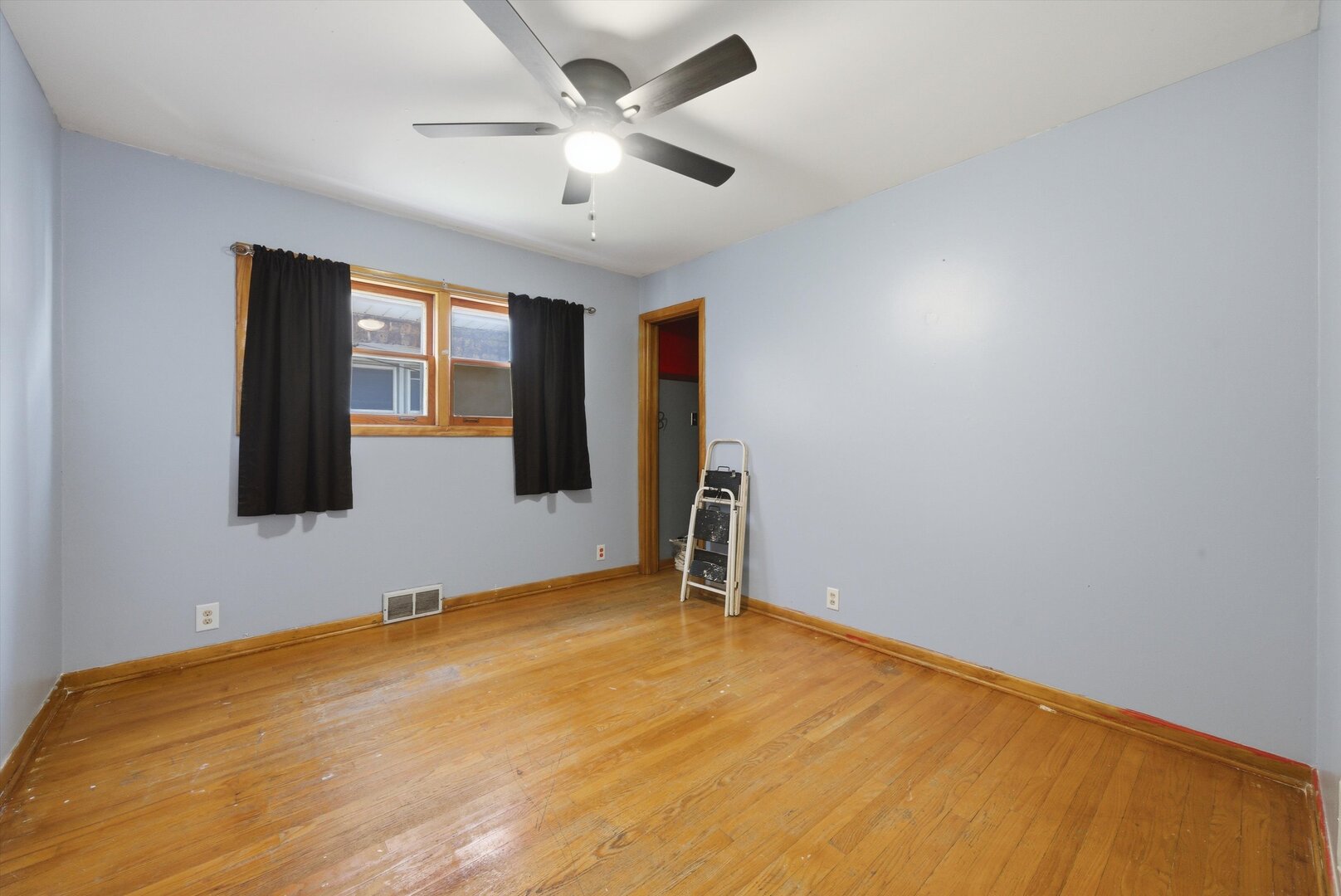 5433 S Homan Avenue Property Photo 28
