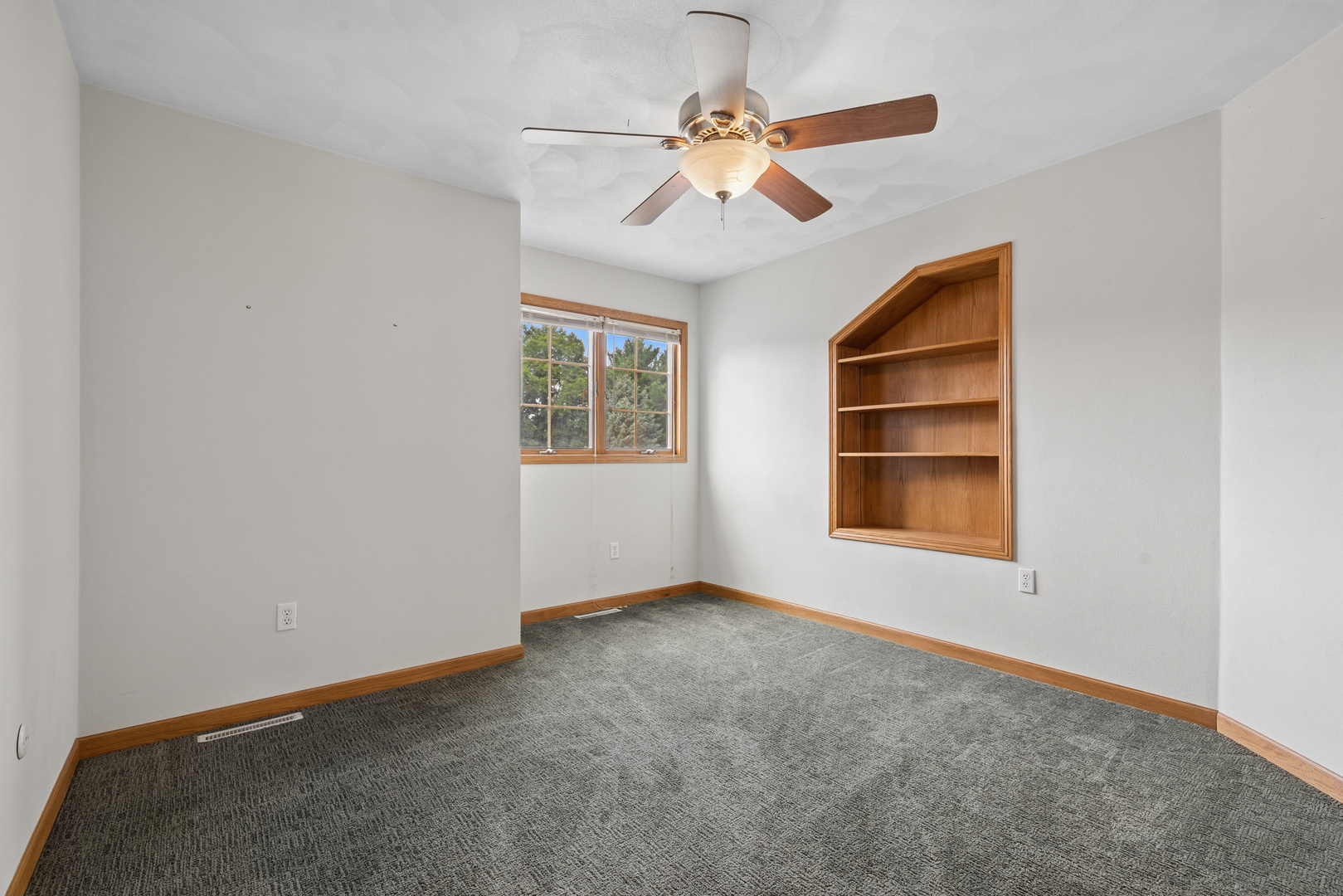 539 Creekview Lane Property Photo 22