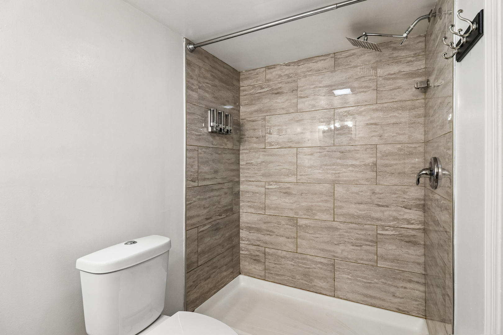 1107 W 101st Street Property Photo 13