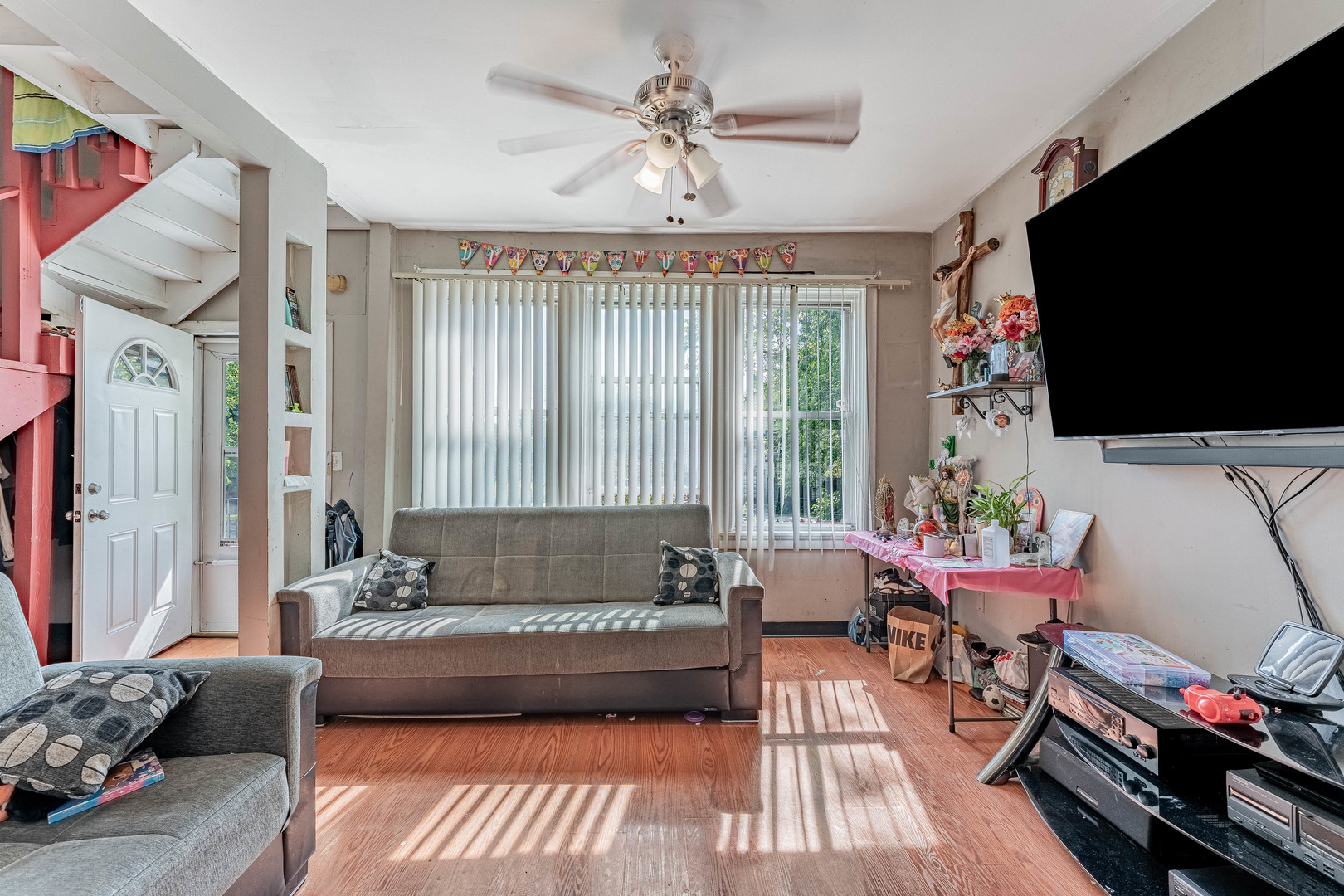 4950 S Marshfield Avenue Property Photo 4