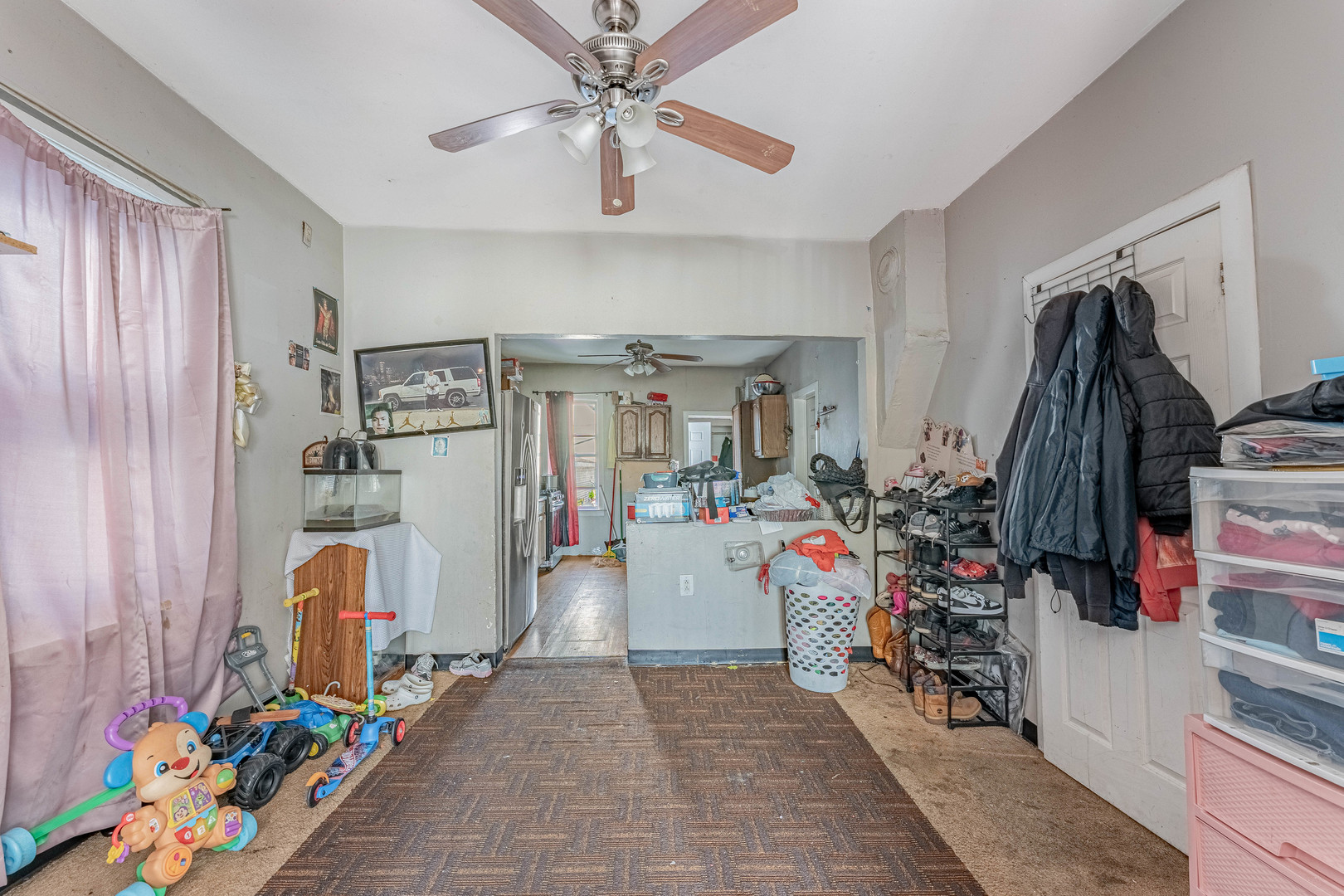 4950 S Marshfield Avenue Property Photo 5