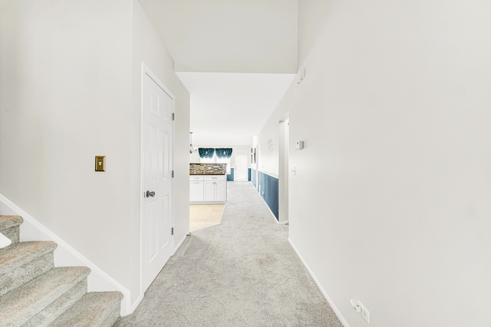 1257 Oakleaf Court Property Photo 4