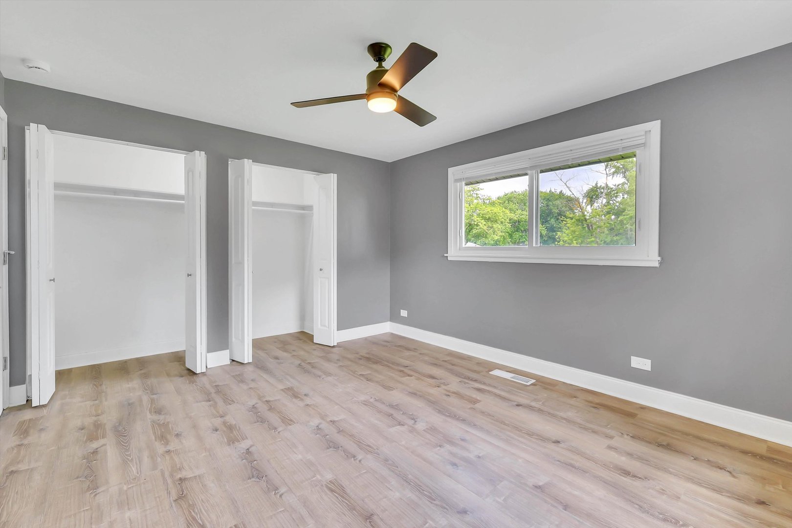 4421 188th Street Property Photo 8