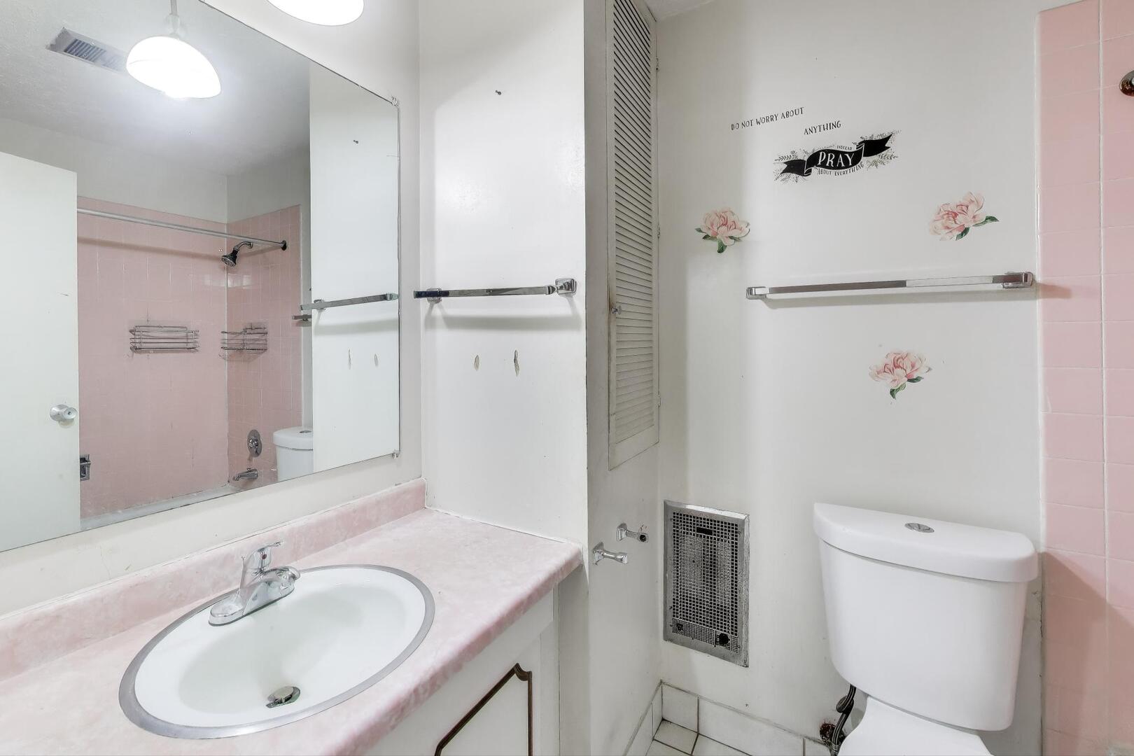 931 W Arquilla Drive 133 Property Photo 16