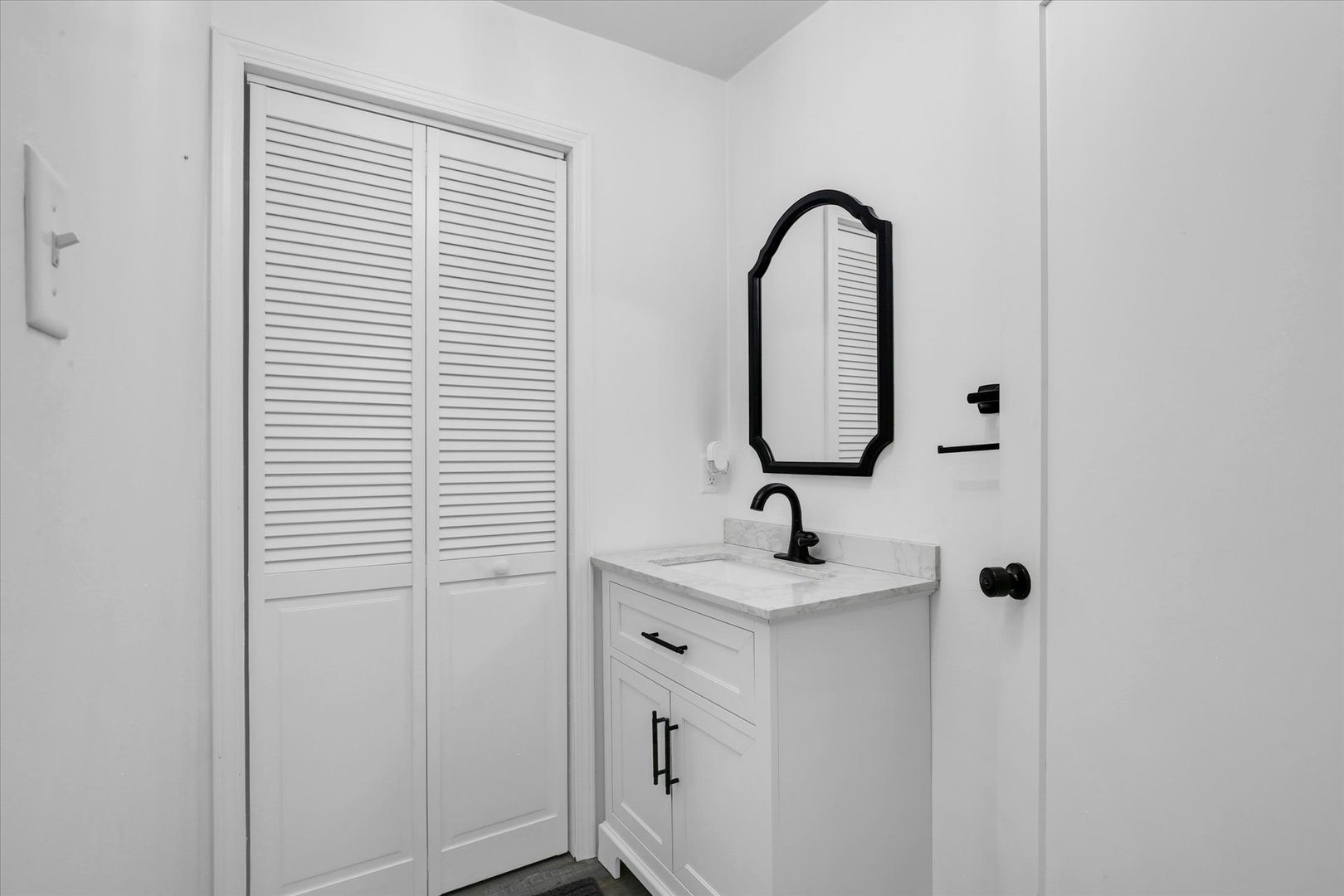12691712 Property Photo 21