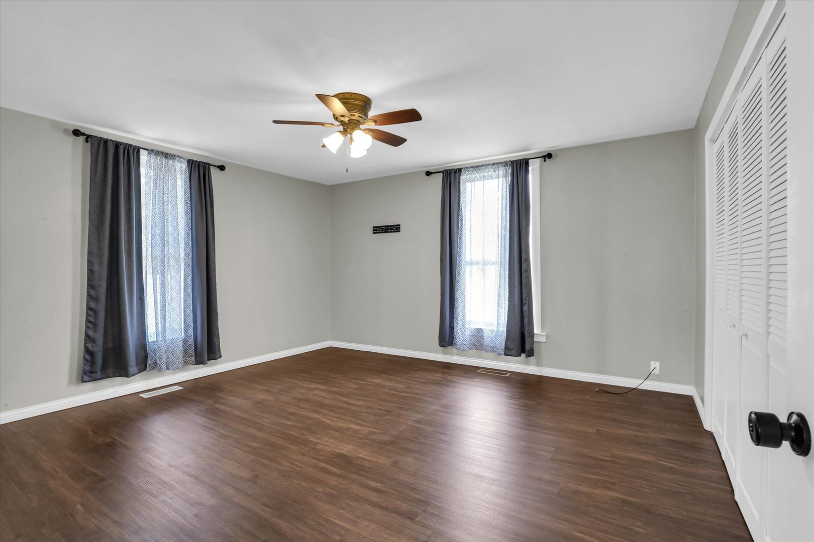 12691712 Property Photo 23