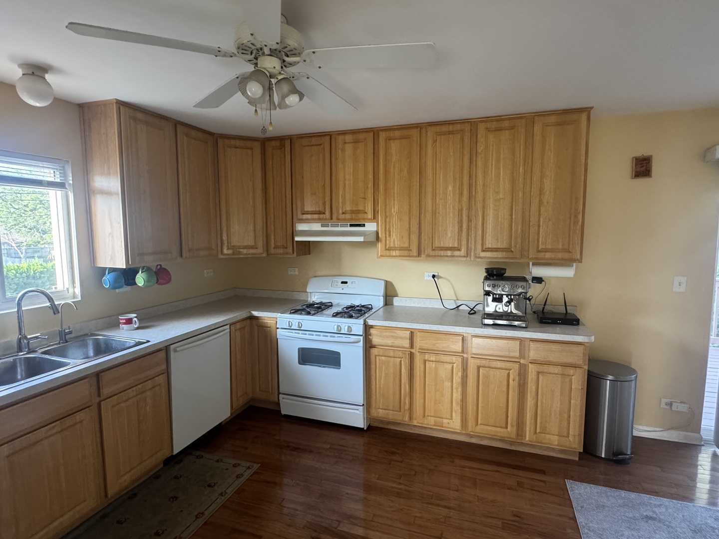 12203 S Mcdaniel Street Property Photo 8
