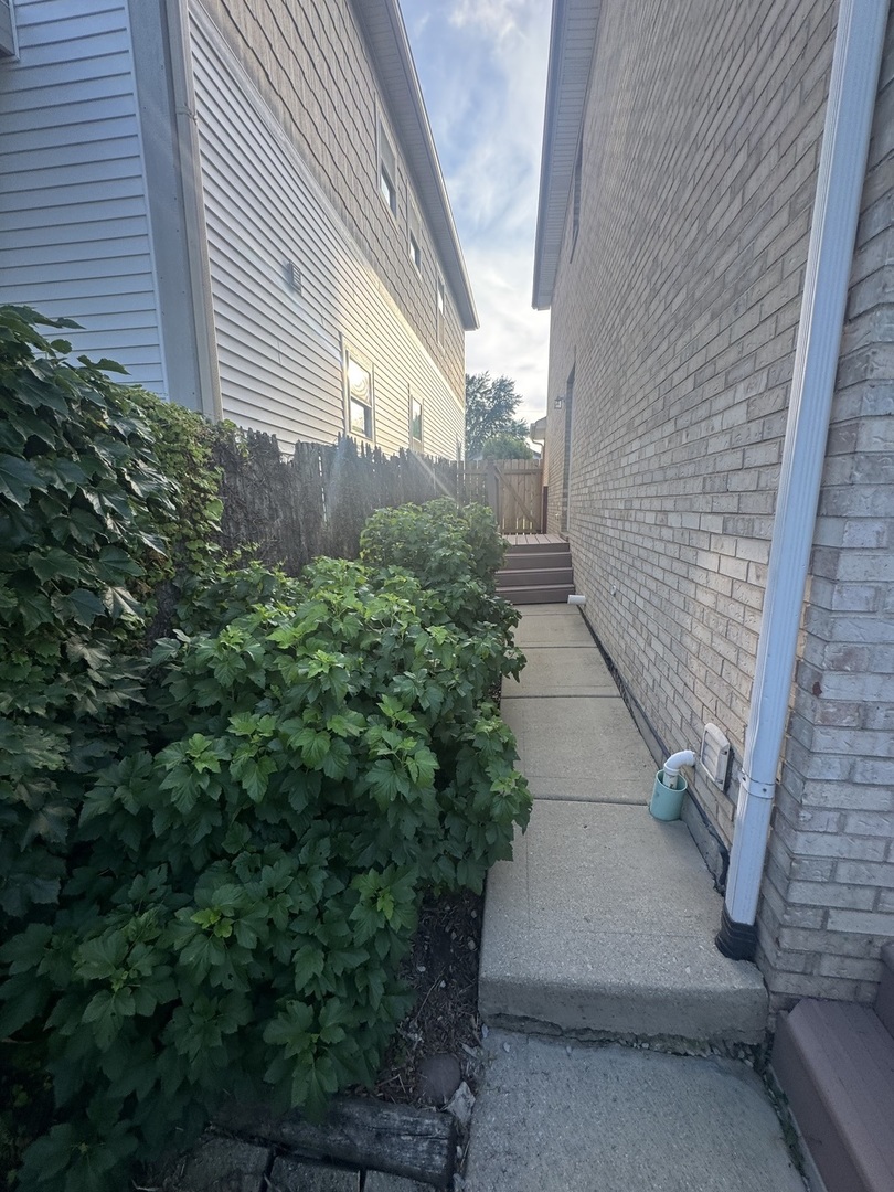 12203 S Mcdaniel Street Property Photo 16