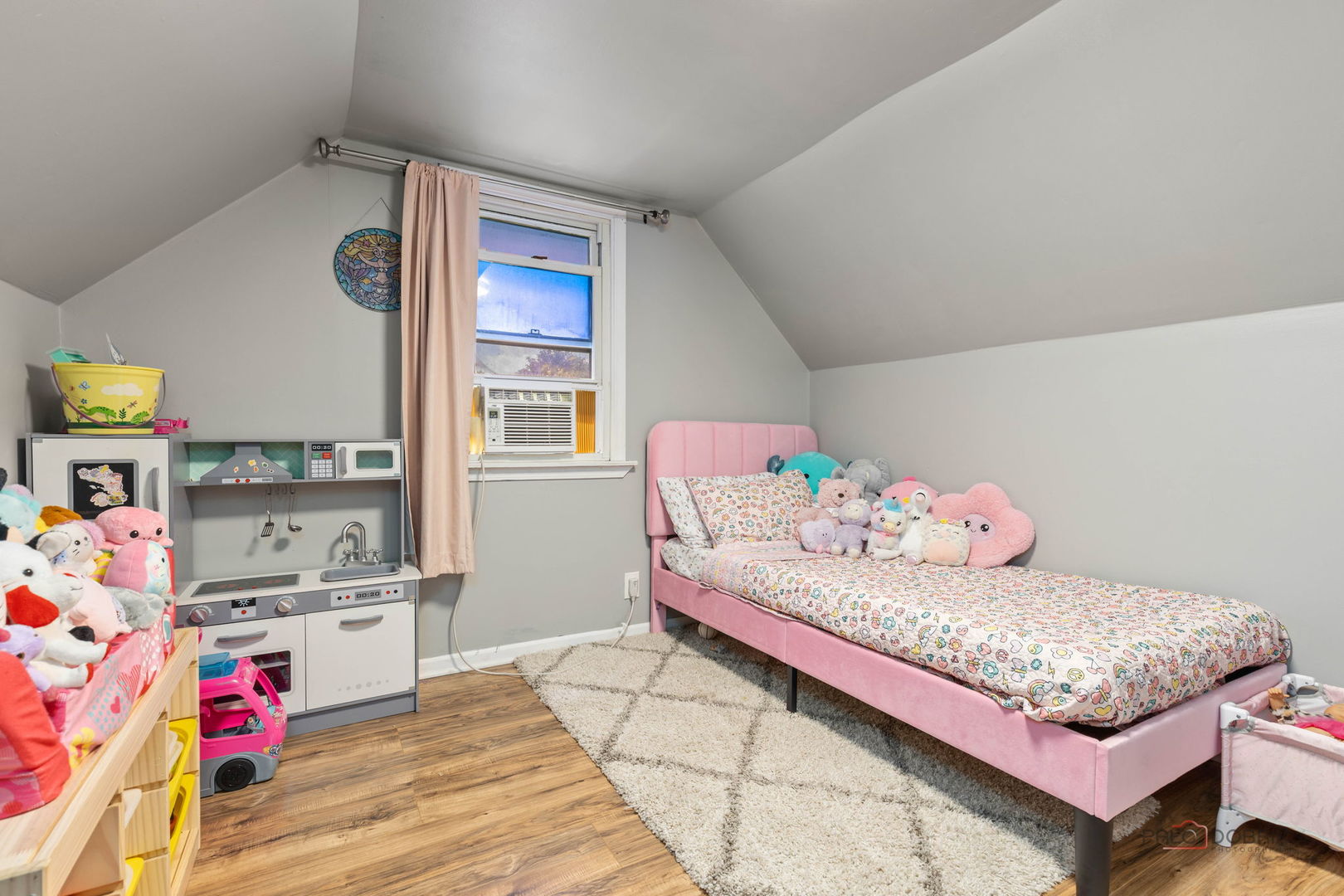 1506 N East End Avenue Property Photo 16
